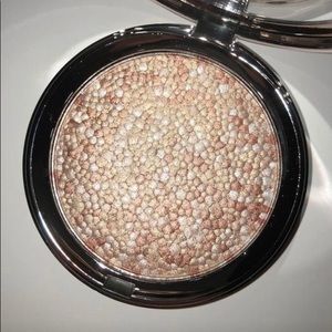 Ciaté Confetti Highlighter